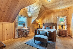 6 Schlafzimmer, Schreibtisch, Bügeleisen/Bügelbrett, WLAN