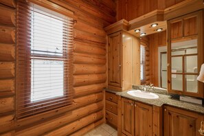 Hair dryer - Fiddler Lake Resort - Deer 61 (Mille-Isles)