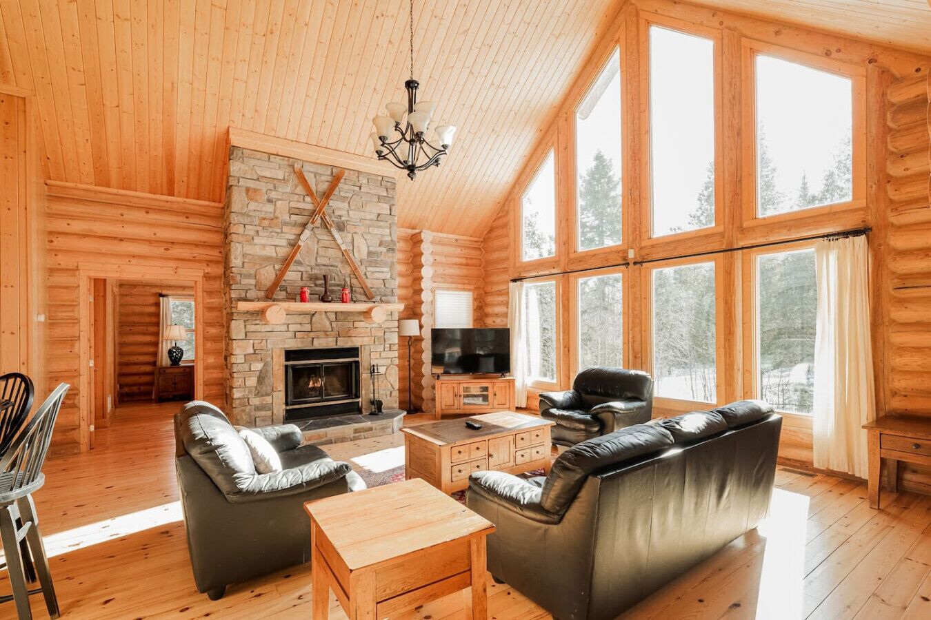 Télévision, cheminée