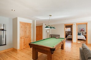 4 bedrooms, iron/ironing board, WiFi, bed sheets - Fiddler Lake Resort - Deer 61 (Mille-Isles)