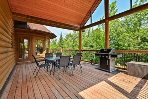 Outdoor dining - Fiddler Lake Resort - Deer 86 (Mille-Isles)