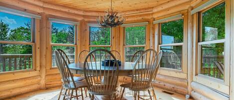 تناول الطعام