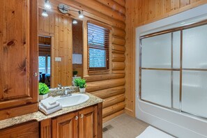 Hair dryer - Fiddler Lake Resort - Deer 80 (Mille-Isles)