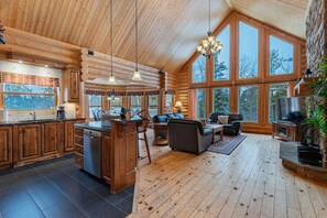 Télévision, cheminée