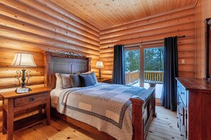 4 chambres, fer et planche à repasser, Wi-Fi, literie fournie