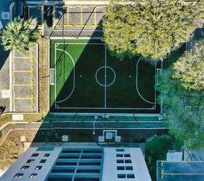 Departamento, 2 habitaciones, con acceso para personas discapacitadas, balcón | Cancha deportiva