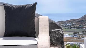 One-Bedroom Sea View Villa with Hot Tub - Gaia | Kameruitzicht