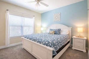 5 bedrooms, iron/ironing board, free WiFi, bed sheets - A Kure for the Sol (Kure Beach)