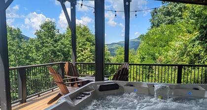 Wandering Bear - New Hot Tub and Incredible Views