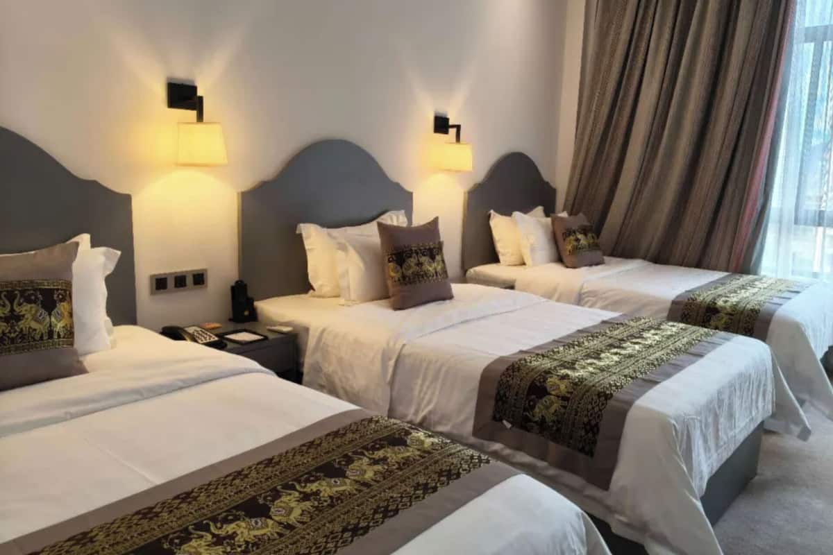 Chambre Triple Affaires | Coffres-forts dans les chambres, décoration personnalisée