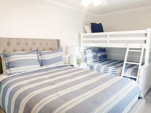 2 bedrooms, WiFi (free), bed sheets - Las Palmas Resort #201 | All-Inclusive Amenities (Saint George)