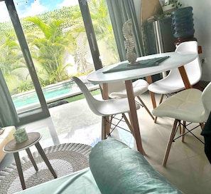 Villa, 3 chambres, fumeur, piscine privée | Bar lounge