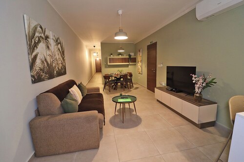 Lovely Holiday Home next to bus terminus
