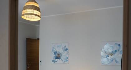 Lovely Holiday Home next to bus terminus