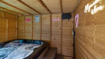 Ferienhaus, 2 Schlafzimmer, Terrasse | Innenbereich