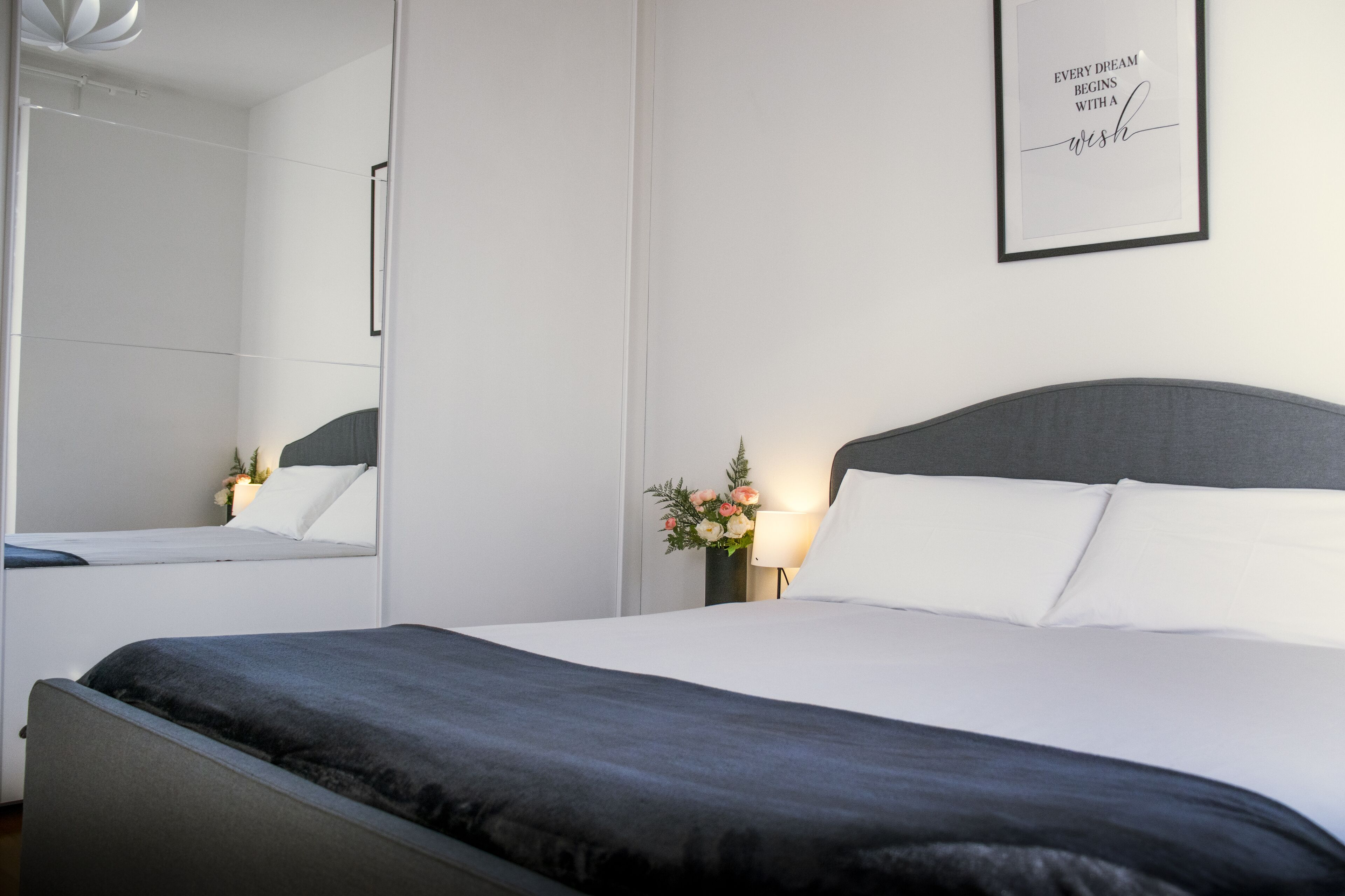2 chambres, fer et planche à repasser, Wi-Fi gratuit, draps fournis