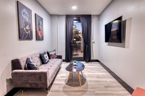 Smart-TV, Stereoanlage