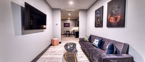 Smart TV, stereo