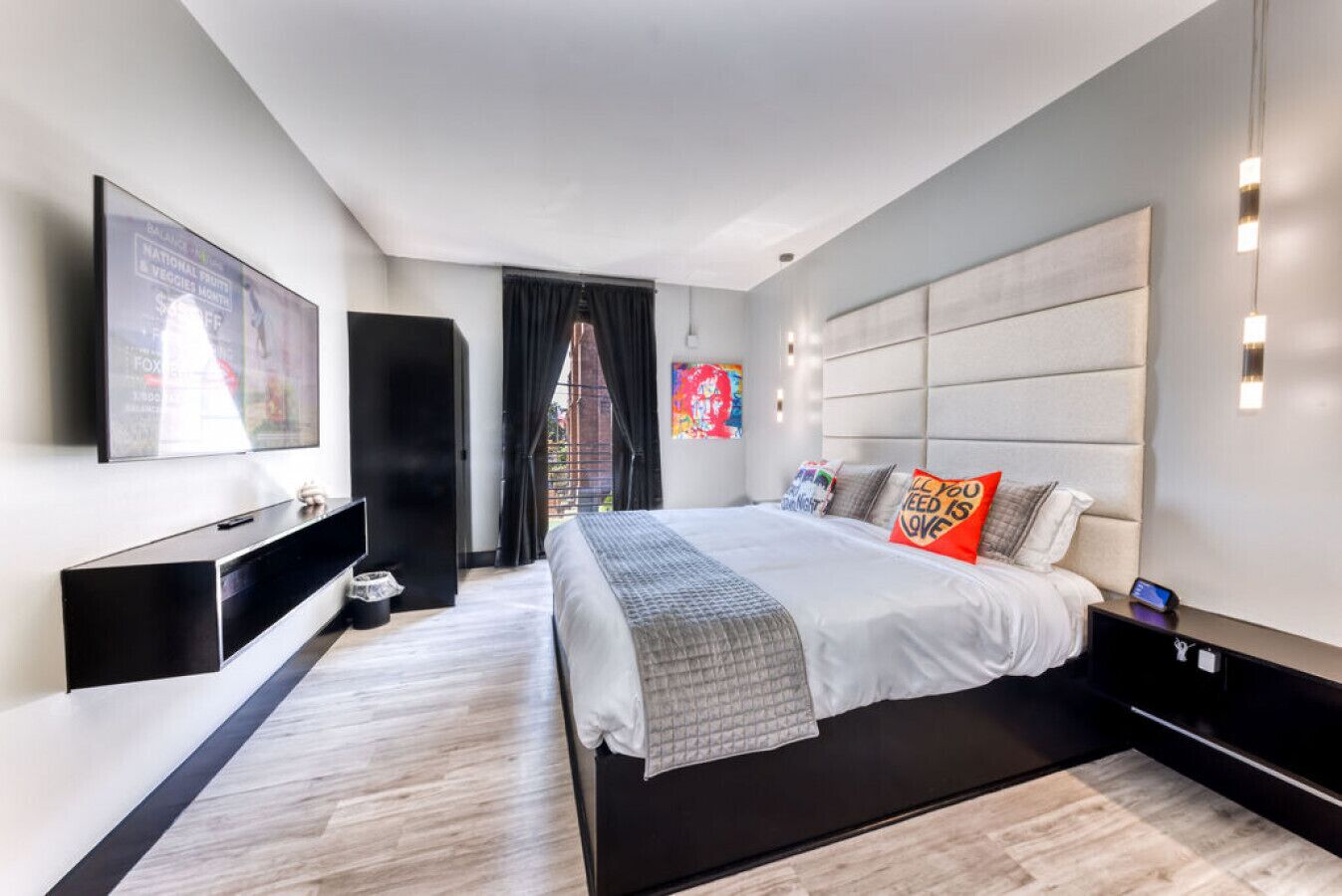 Wi-Fi gratuit, draps fournis