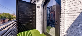 The Bella's Heartbreaker Hideaway Suite, Sleeps 2, Private Balcony