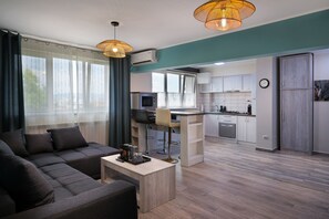 Apartment, 2 Bedrooms | Living area - Piata Unirii Central Apartments (Iasi)