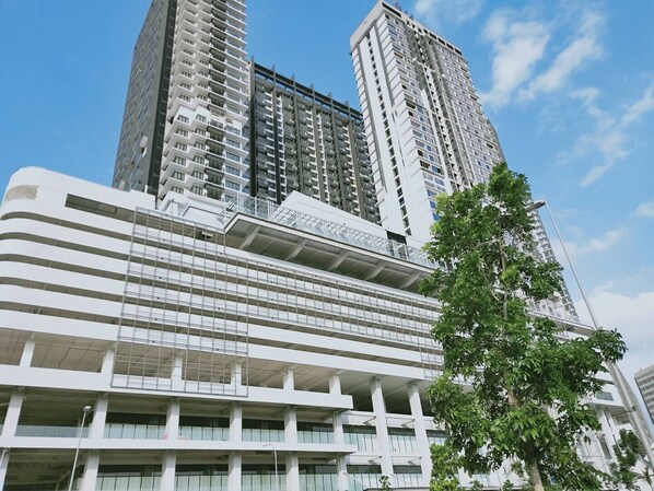 Exterior - 4 guests 2 rooms D'Prsitine Walking Distance to Legoland (Netflix & High Floor) (Bandar Medini Iskandar)