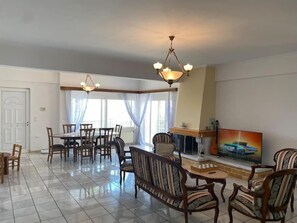 Dining - Eagles Nest Villa Your Grecian Paradise (Kropia)