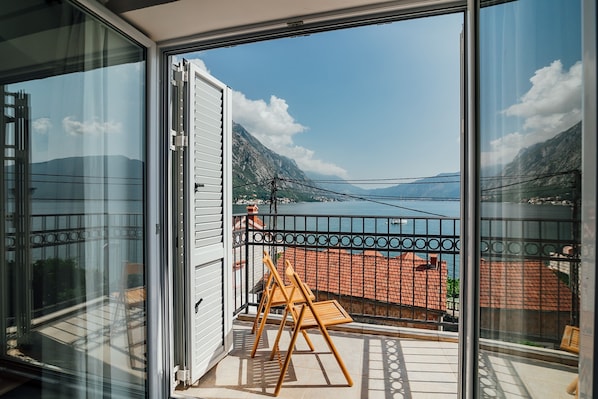Ferienhaus, 4 Schlafzimmer, Balkon, Gartenblick | Balkon