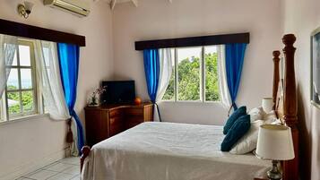 Villa | 4 bedrooms, free WiFi, bed sheets