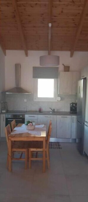 Fridge - Sweet detached house (Pachia Ammos)