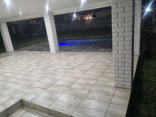 Suprime Hotels and Conference