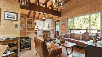 Een televisie, een open haard, een dvd-speler en een kantoor