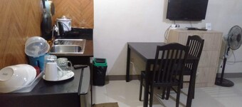 Budget Lovely Home Condo Room Near NAIA T & T2