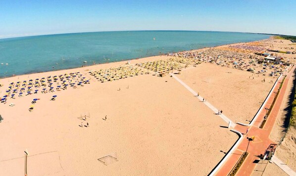 Apartment, 2 Bedrooms | Beach