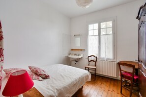5 camere, Wi-Fi gratuito