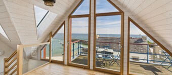 Sea view - House for 7 with balcony