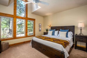 3 bedrooms, desk, free WiFi, bed sheets - HOLL03-Beautiful, Custom Home, Near Woodlands GC (Sunriver)