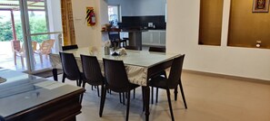 Dining - Mountain top Holiday Home (Ooty)