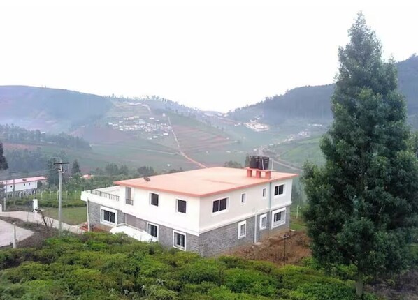 Exterior - Mountain top Holiday Home (Ooty)