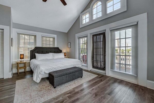 3 bedrooms, desk, free WiFi, bed sheets - Orange St Gem | 8-min walk to St. George St & Fort (Saint Augustine)