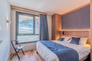 3 室のベッドルーム、WiFi、ベッドシーツ