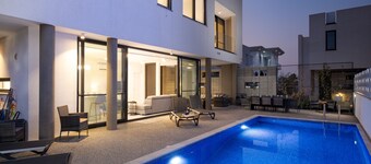 Protaras Almaria Villa #7 is a modern luxury villa with all the amenities