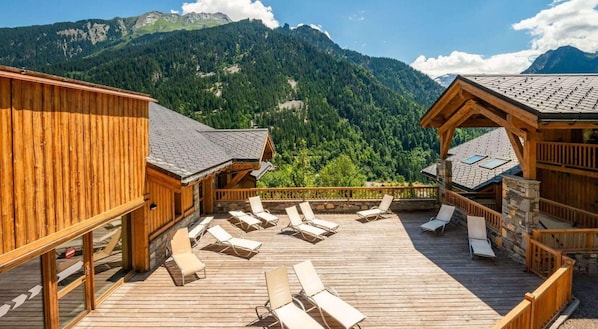 Terrace/patio - 1st floor, swimming pool, sauna, hammam, terrace, parking, tv, ski locker, 58m² (Champagny-en-Vanoise)