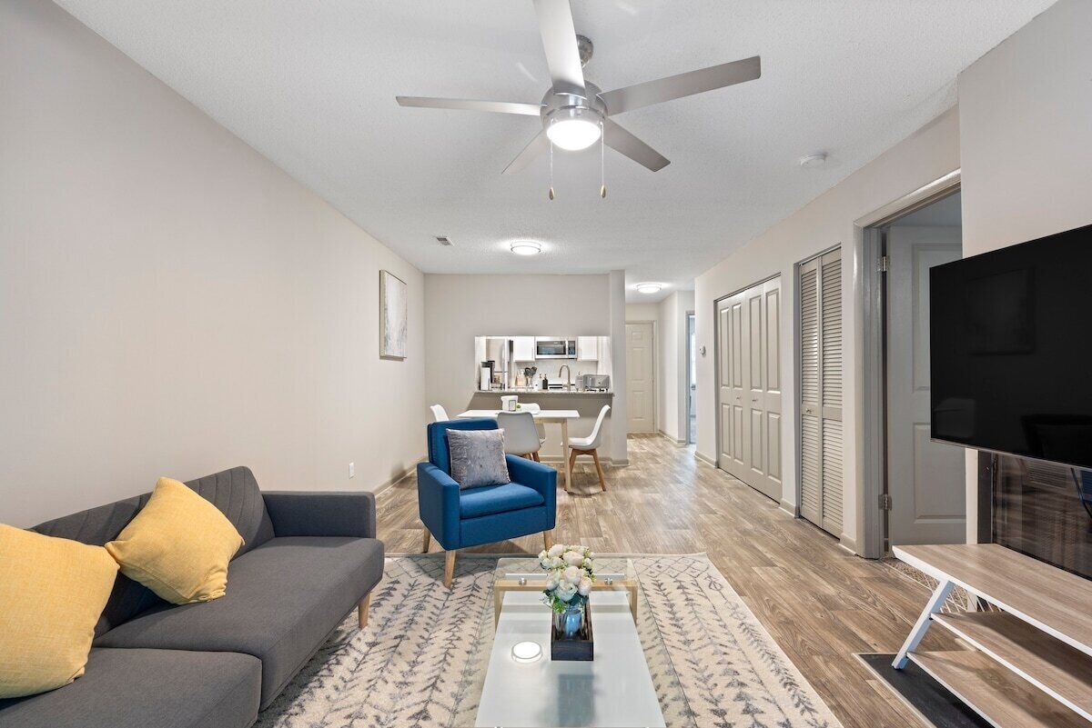 This apartment is a 2 bedroom(s), 2 bathrooms, located in Carrboro, NC.