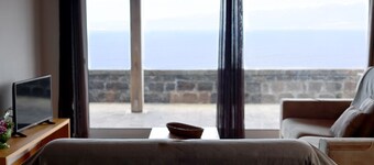 Cozy holiday apartment near the sea