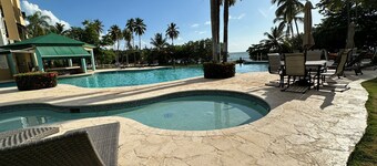 CasitaTranqui relaxing beachfront 3B/2B getaway penthouse