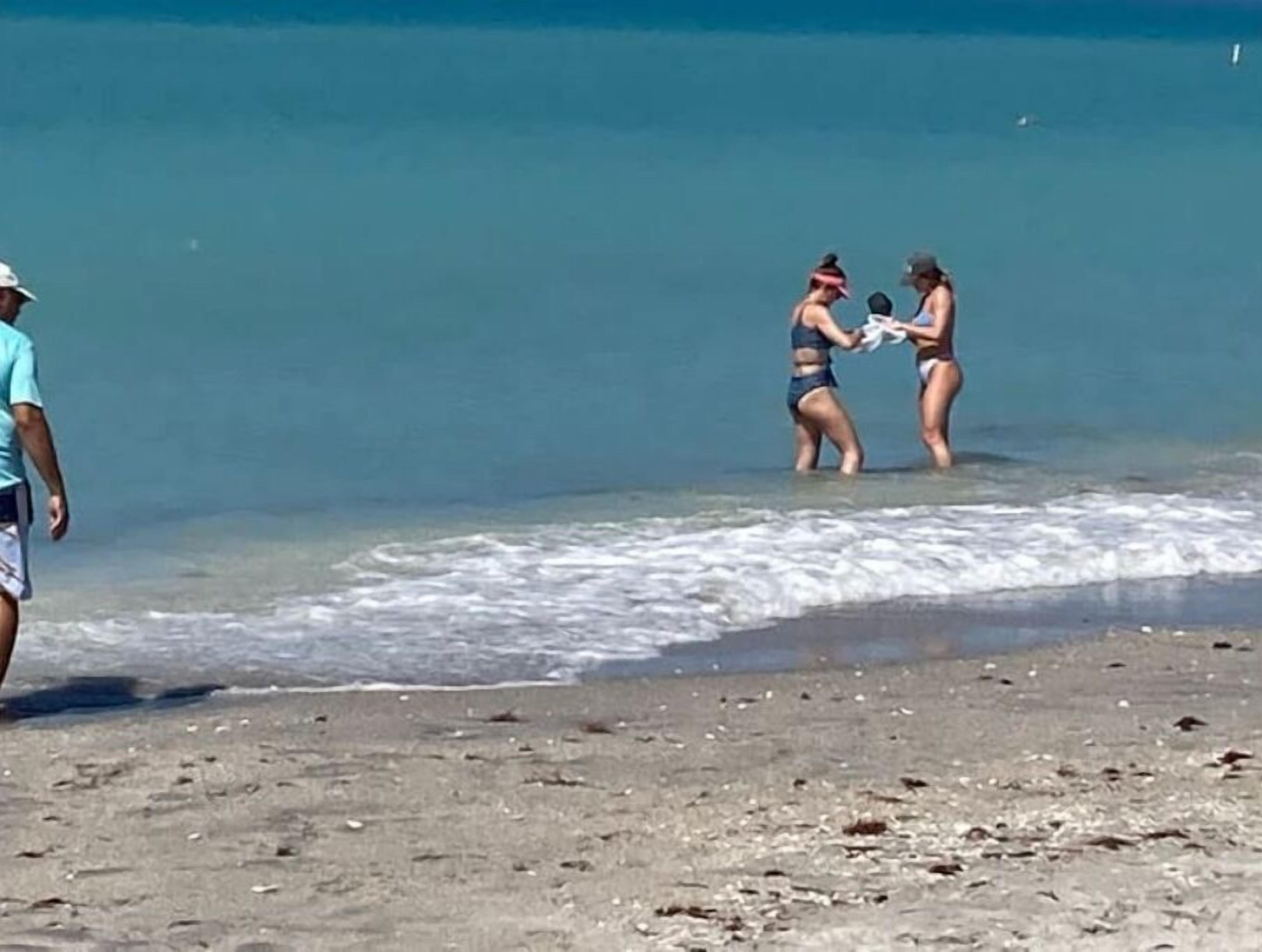 Beach nearby, sun loungers