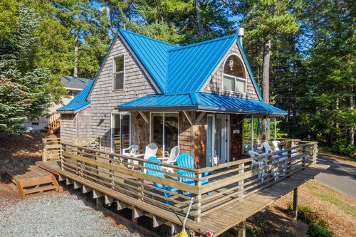 Blue Pearl MCA#278-Perfect couples retreat. Dogs welcome, 4 blocks to beach