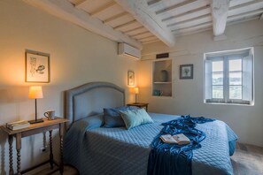 4 chambres, fer et planche à repasser, Wi-Fi