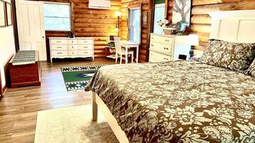 2 chambres, coffres-forts dans les chambres, bureau